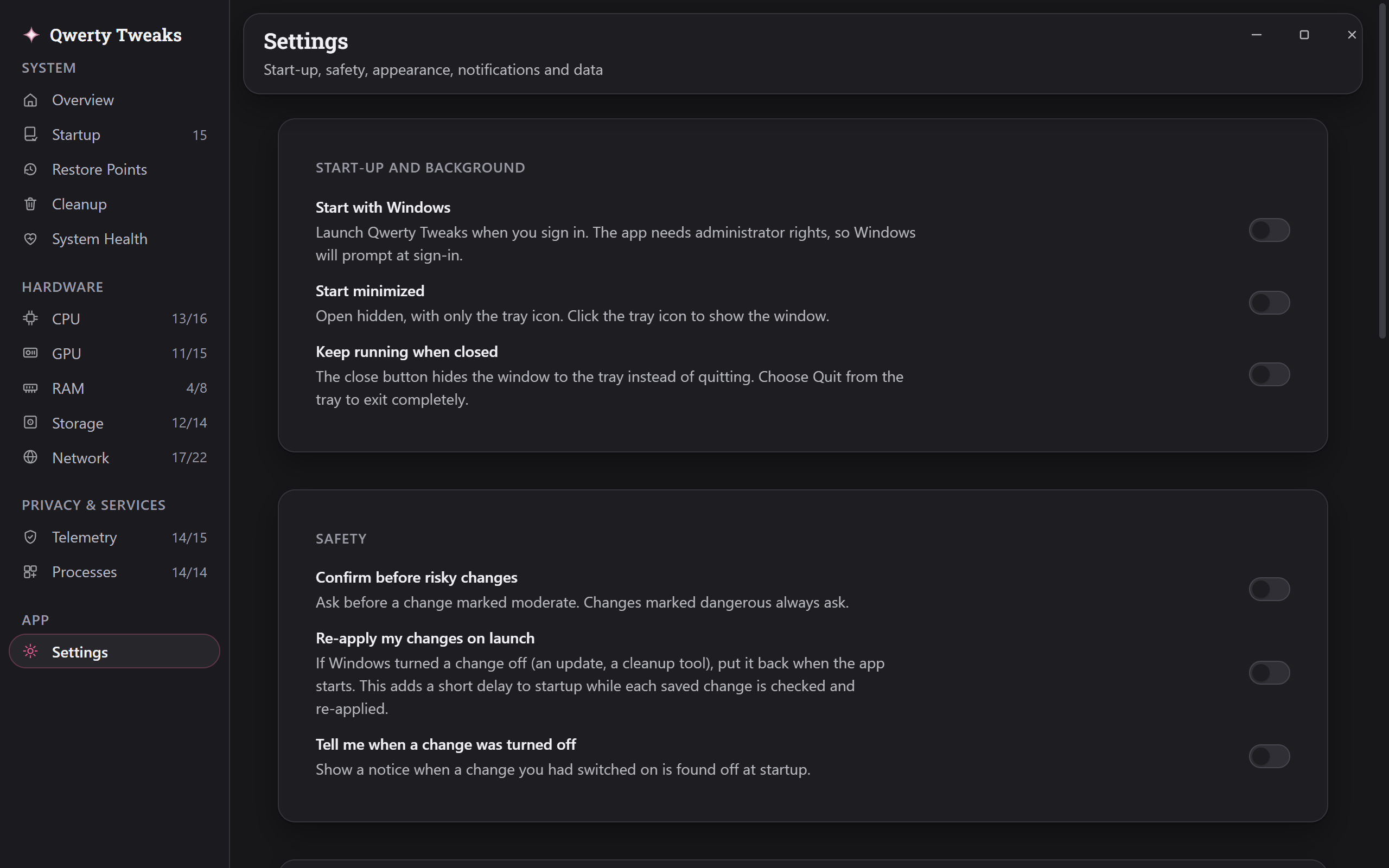 The Settings page in the app's dark theme: groups for start-up and background, safety, appearance, notifications, and the data the app keeps.